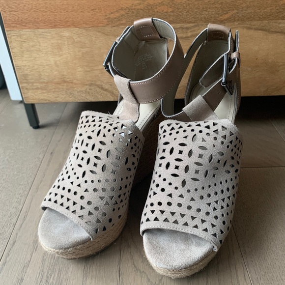 Beige Rope Wedges - Picture 8 of 11